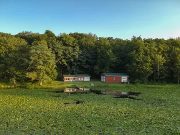 lakefront pennsylvania cabin