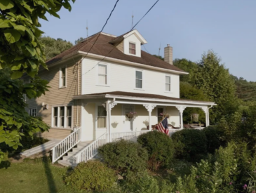 new york farmhouse
