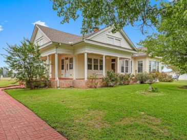 texas farmhouse