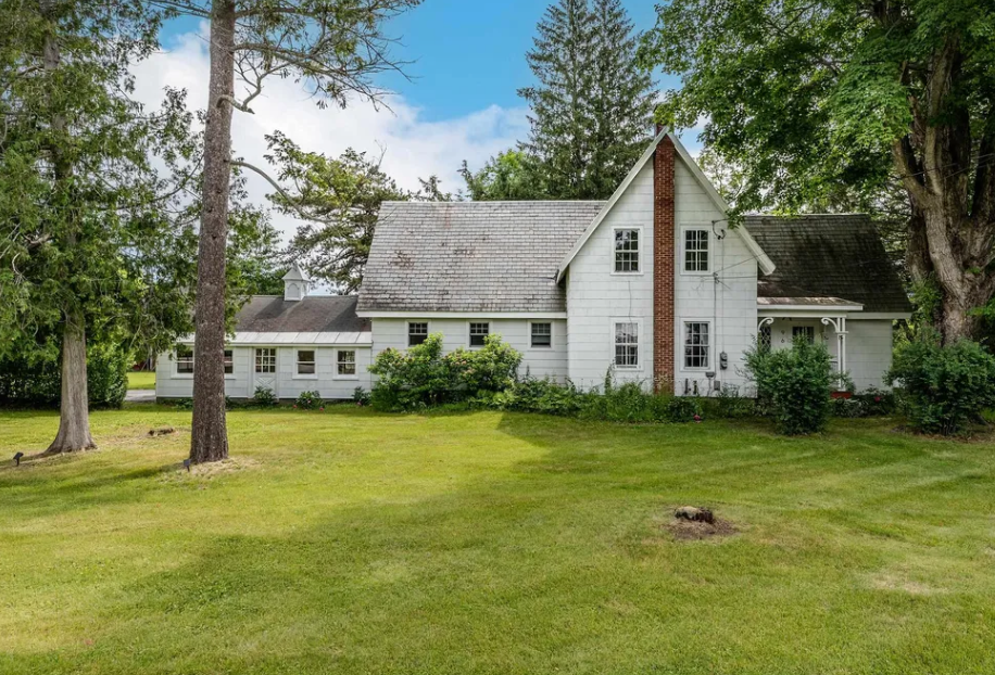 Vermont Twitchell Farmhouse