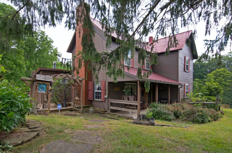 west virginia farmhouse