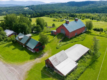 new hampshire farmhouse