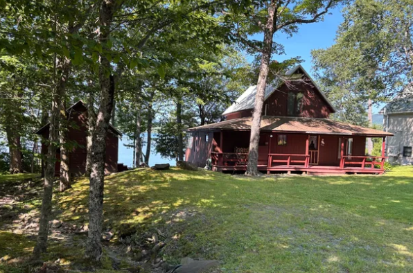 maine cabin