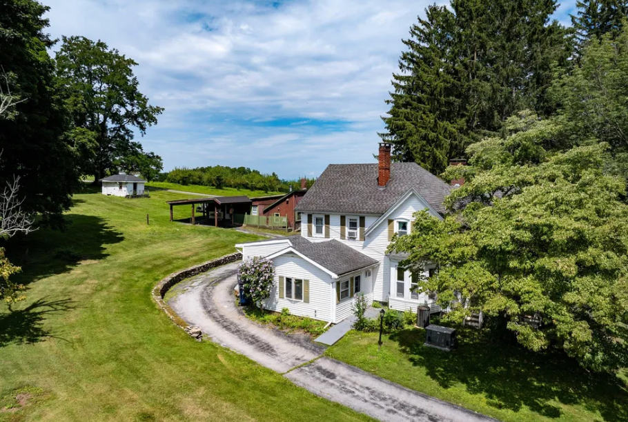 new york farmhouse