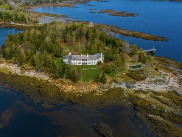 island maine estate