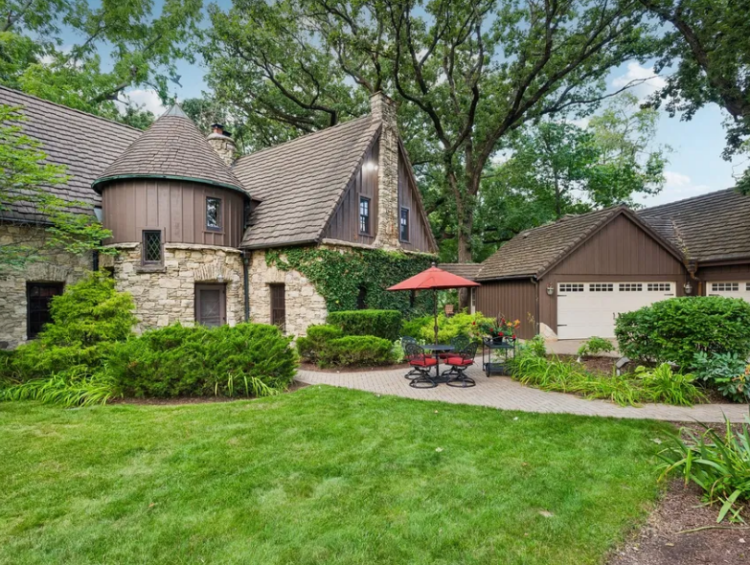 illinois stone estate